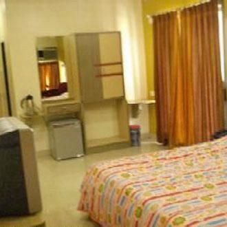 Hotel Woodland Regency Silvassa Exteriér fotografie